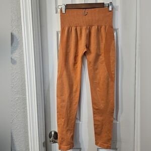 NGVTN CONTOUR SEAMLESS LEGGINGS